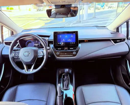 TOYOTA-COROLLA-2023