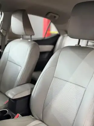 TOYOTA-COROLLA-2018