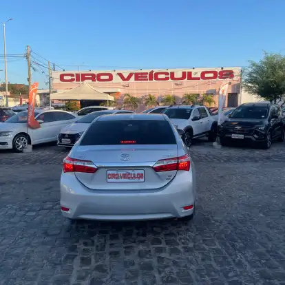 TOYOTA-COROLLA-2015