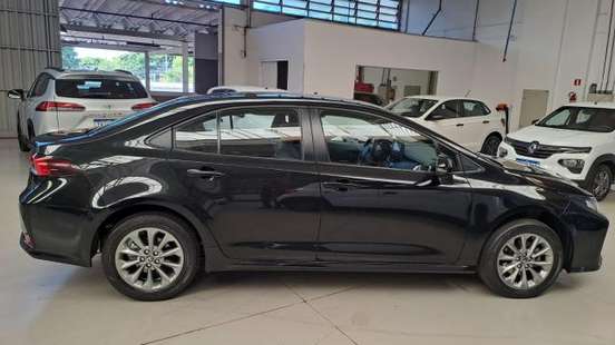 TOYOTA-COROLLA-2024