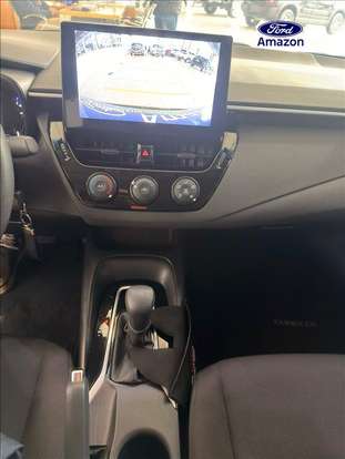 TOYOTA-COROLLA-2025