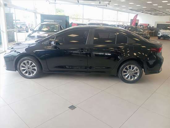TOYOTA-COROLLA-2025