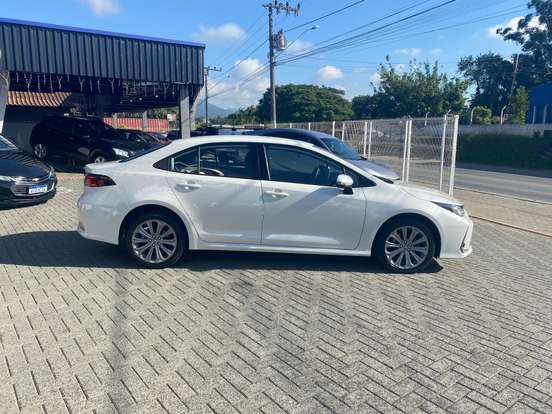 TOYOTA-COROLLA-2019