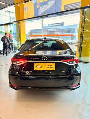 TOYOTA-COROLLA-2025