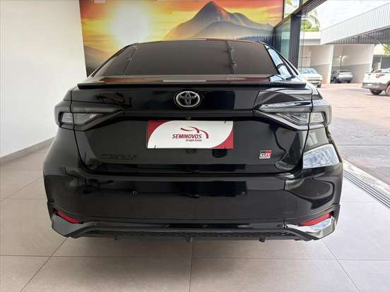 TOYOTA-COROLLA-2024