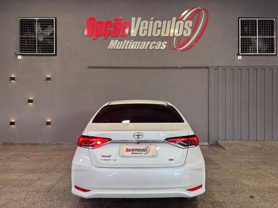 TOYOTA-COROLLA-2024