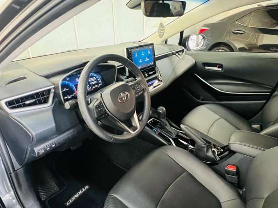 TOYOTA-COROLLA-2023