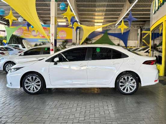 TOYOTA-COROLLA-2023