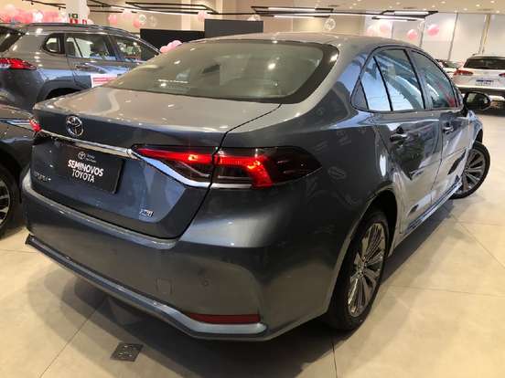 TOYOTA-COROLLA-2020