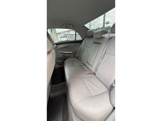TOYOTA-COROLLA-2012