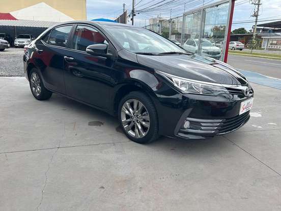 TOYOTA-COROLLA-2018
