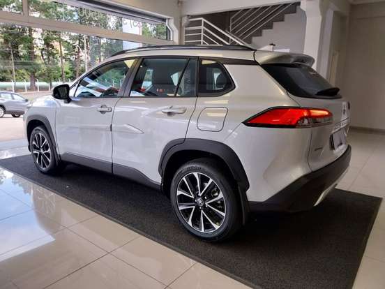 TOYOTA-COROLLA CROSS-2024
