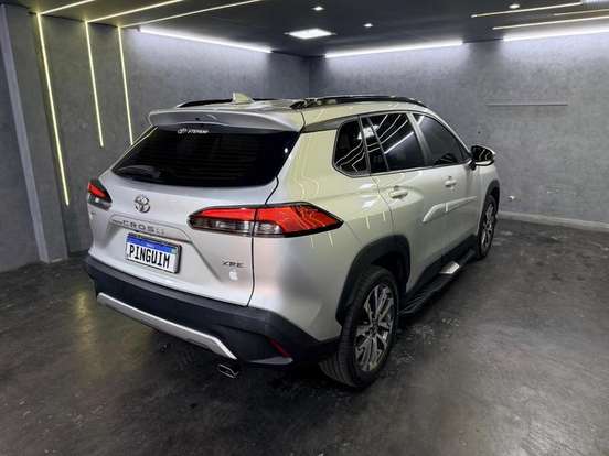 TOYOTA-COROLLA CROSS-2021