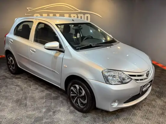 TOYOTA-ETIOS-1.3 X 16V FLEX 4P MANUAL TOYOTA-ETIOS-2015
