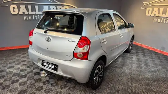 TOYOTA-ETIOS-2015