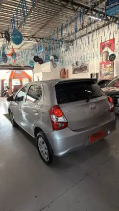 TOYOTA-ETIOS-2018