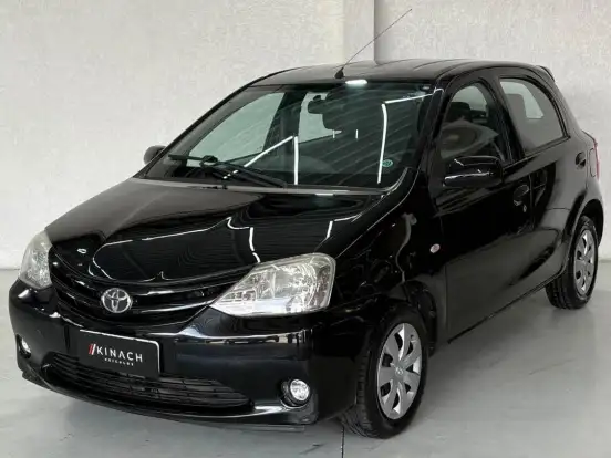 TOYOTA-ETIOS-1.3 X 16V FLEX 4P MANUAL TOYOTA-ETIOS-2013