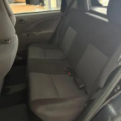 TOYOTA-ETIOS-2013