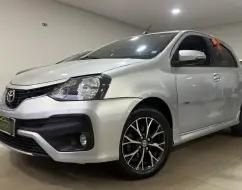 TOYOTA ETIOS 1.5 PLATINUM 16V FLEX 4P AUTOMÁTICO TOYOTA ETIOS 1.5 PLATINUM 16V FLEX 4P AUTOMÁTICO