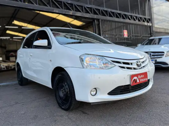 TOYOTA-ETIOS-1.5 XS 16V FLEX 4P AUTOMÁTICO TOYOTA-ETIOS-2016
