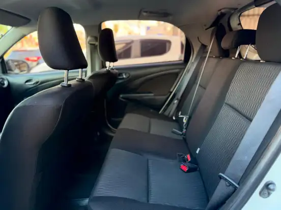 TOYOTA-ETIOS-1.5 XS 16V FLEX 4P AUTOMÁTICO TOYOTA-ETIOS-2016