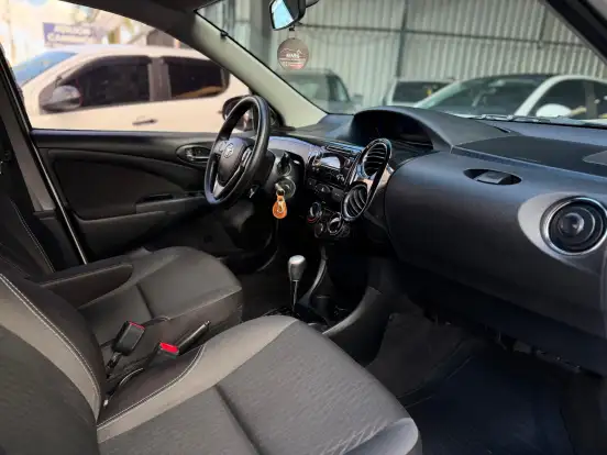 TOYOTA-ETIOS-1.5 XS 16V FLEX 4P AUTOMÁTICO TOYOTA-ETIOS-2016