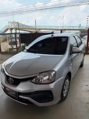 TOYOTA-ETIOS-2017