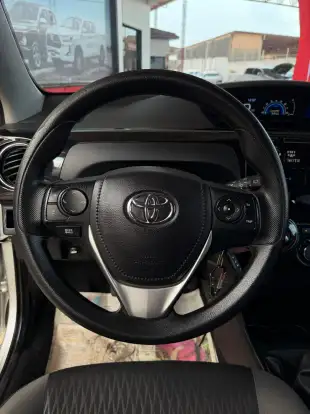 TOYOTA-ETIOS-2017