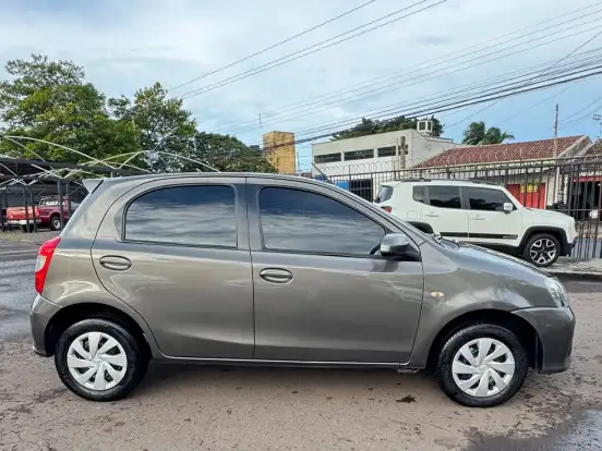 TOYOTA-ETIOS-1.5 XS 16V FLEX 4P MANUAL TOYOTA-ETIOS-2017