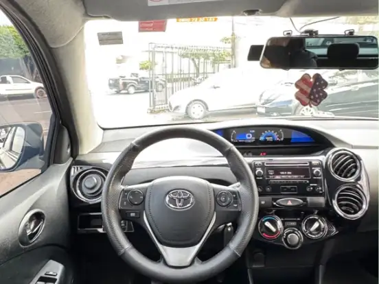 TOYOTA-ETIOS-1.5 XS 16V FLEX 4P MANUAL TOYOTA-ETIOS-2017