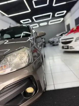 TOYOTA-ETIOS-2017