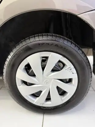 TOYOTA-ETIOS-2017