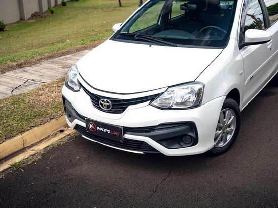 TOYOTA-ETIOS-1.3 X 16V FLEX 4P MANUAL TOYOTA-ETIOS-2017
