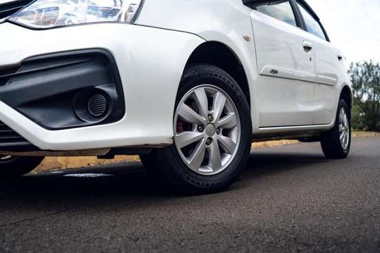 TOYOTA-ETIOS-2017