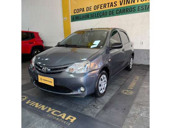 TOYOTA-ETIOS-2014