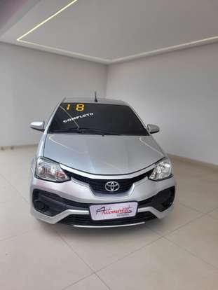 TOYOTA-ETIOS-2017