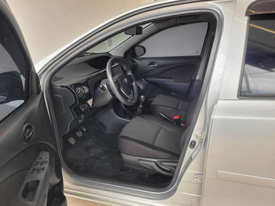 TOYOTA-ETIOS-1.3 X 16V FLEX 4P MANUAL TOYOTA-ETIOS-2017