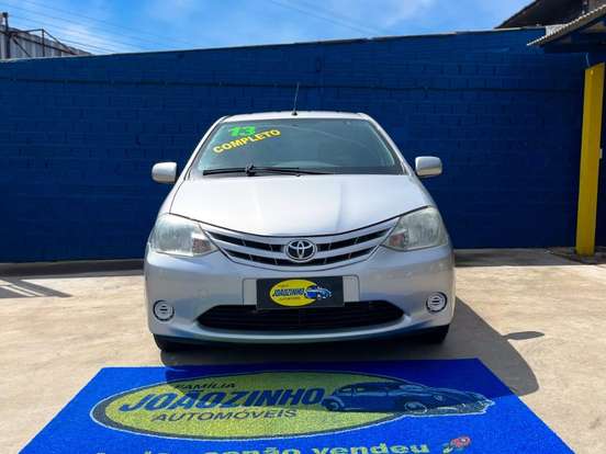 TOYOTA-ETIOS-1.3 XS 16V FLEX 4P MANUAL TOYOTA-ETIOS-2013