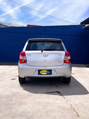 TOYOTA-ETIOS-1.3 XS 16V FLEX 4P MANUAL TOYOTA-ETIOS-2013