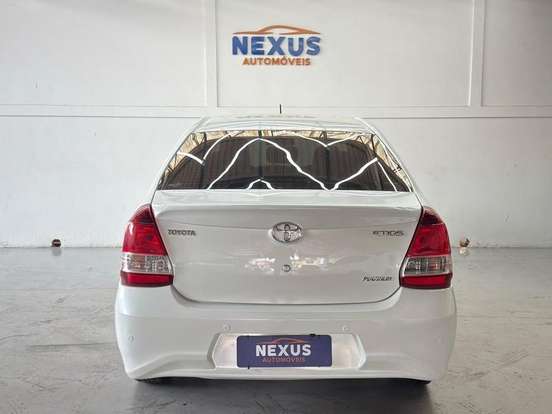TOYOTA-ETIOS-1.5 PLATINUM 16V FLEX 4P AUTOMÁTICO TOYOTA-ETIOS-2017