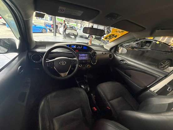 TOYOTA-ETIOS-1.5 PLATINUM 16V FLEX 4P AUTOMÁTICO TOYOTA-ETIOS-2017