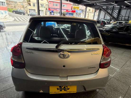 TOYOTA-ETIOS-1.5 PLATINUM 16V FLEX 4P AUTOMÁTICO TOYOTA-ETIOS-2017
