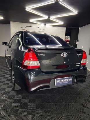 TOYOTA-ETIOS-2016