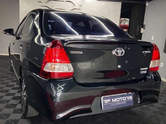 TOYOTA-ETIOS-1.5 PLATINUM SEDAN 16V FLEX 4P AUTOMÁTICO TOYOTA-ETIOS-2016
