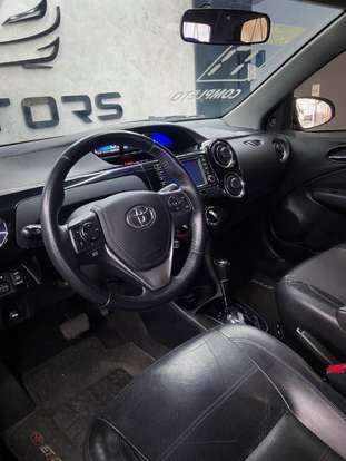 TOYOTA-ETIOS-2016