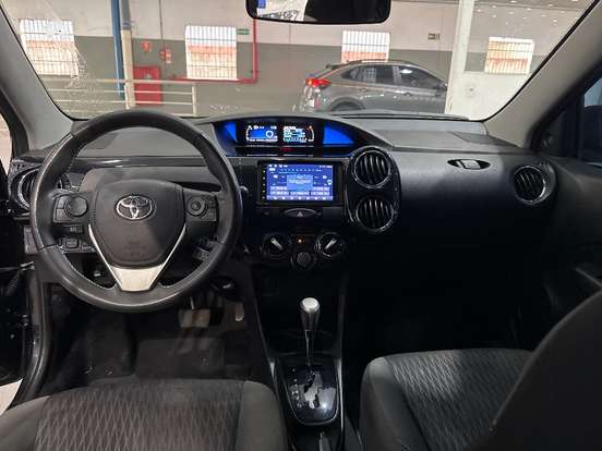 TOYOTA-ETIOS-1.5 X PLUS 16V FLEX 4P AUTOMÁTICO TOYOTA-ETIOS-2018