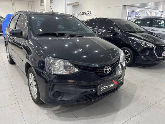 TOYOTA ETIOS 1.5 X PLUS 16V FLEX 4P AUTOMÁTICO