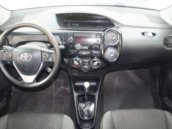 TOYOTA-ETIOS-1.5 X PLUS SEDAN 16V FLEX 4P AUTOMÁTICO TOYOTA-ETIOS-2019