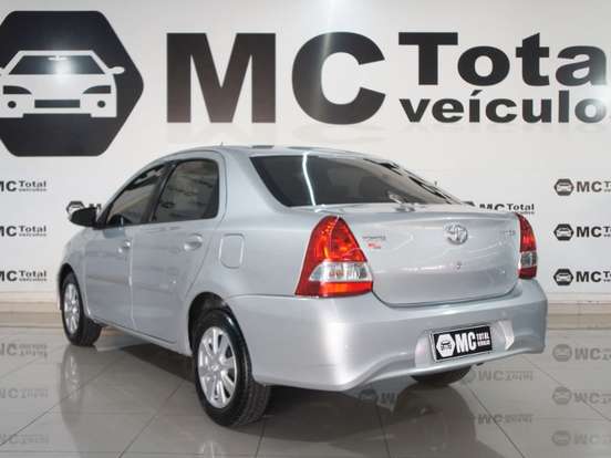 TOYOTA-ETIOS-1.5 X PLUS SEDAN 16V FLEX 4P AUTOMÁTICO TOYOTA-ETIOS-2019
