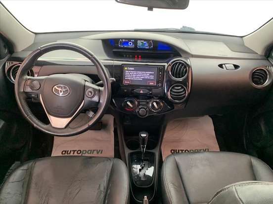 TOYOTA-ETIOS-1.5 XLS 16V FLEX 4P AUTOMÁTICO TOYOTA-ETIOS-2017